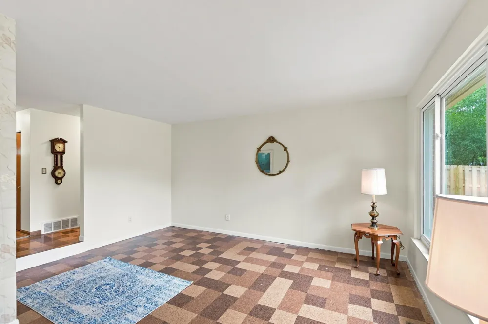32460 Dunford Street Farmington Hills, MI 48334
