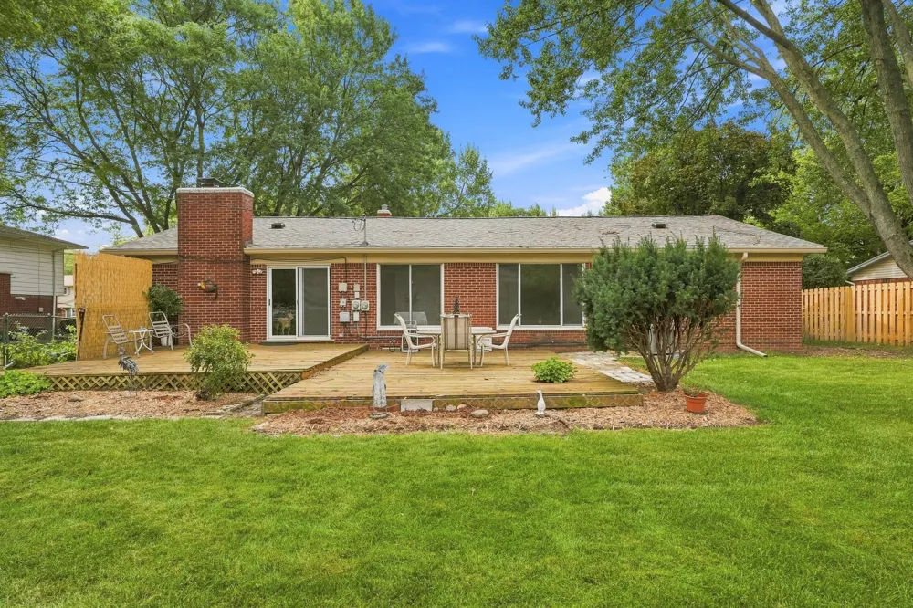 32460 Dunford Street Farmington Hills, MI 48334