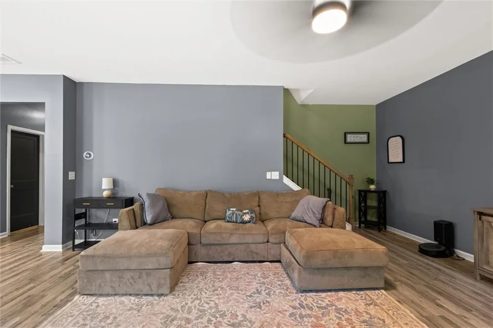 310 Wooded Glen Lane Carrollton, GA 30117