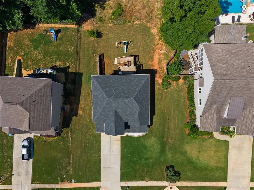 310 Wooded Glen Lane Carrollton, GA 30117