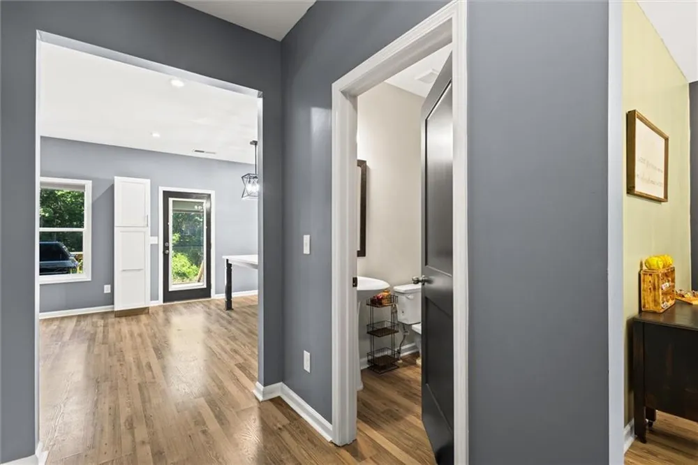 310 Wooded Glen Lane Carrollton, GA 30117
