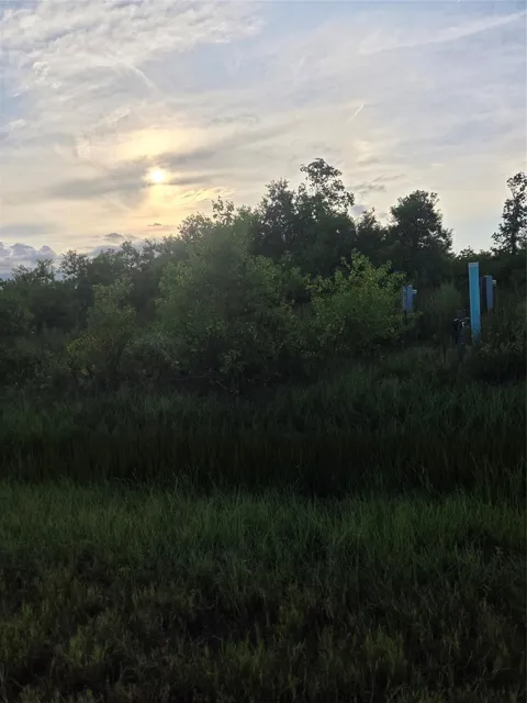 1645 Road 5704