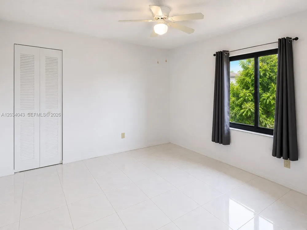 6521 SW 114th Ave #- Miami, FL 33173