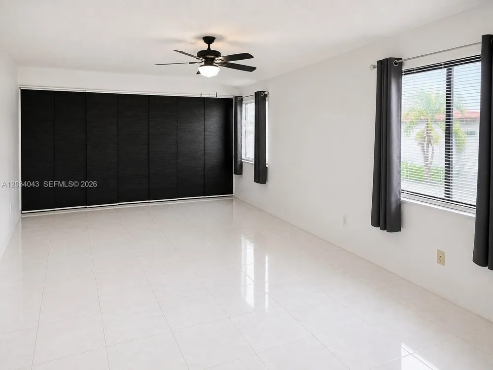 6521 SW 114th Ave #- Miami, FL 33173
