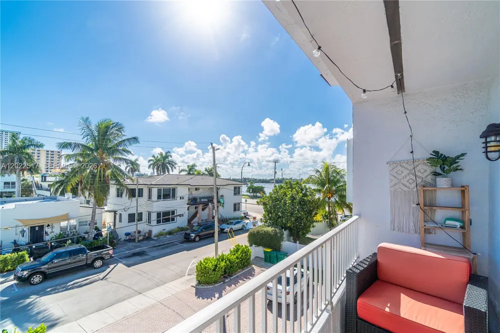 349 Virginia St #349 Hollywood, FL 33019