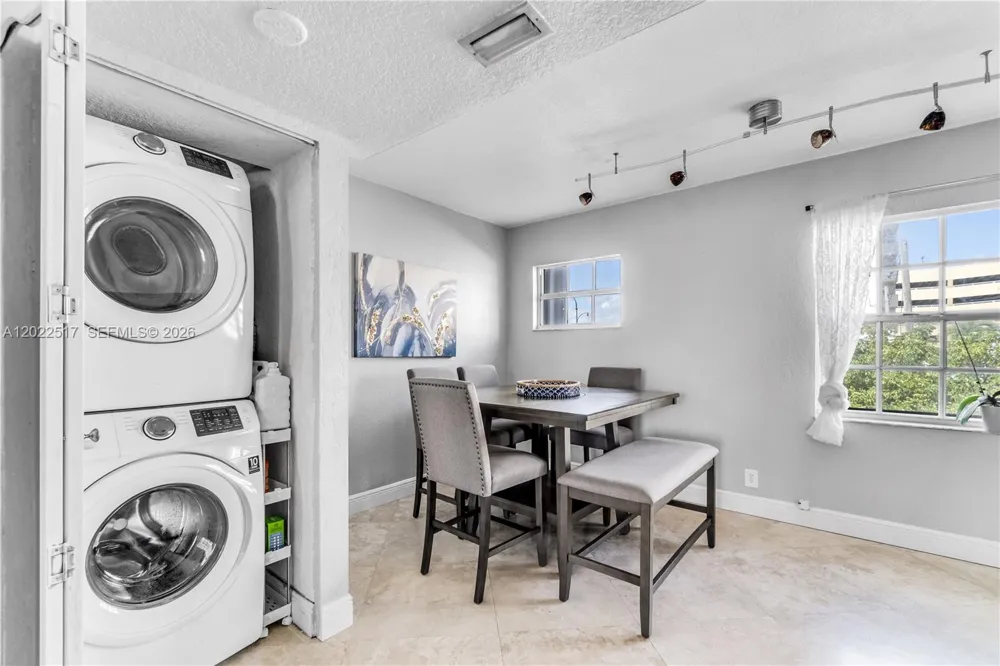 349 Virginia St #349 Hollywood, FL 33019