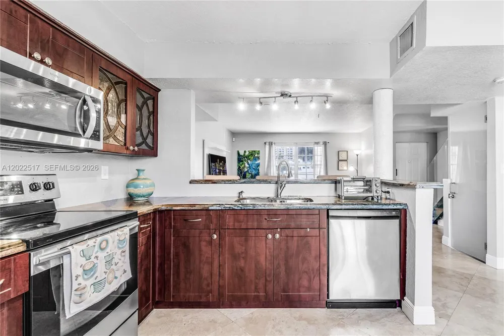 349 Virginia St #349 Hollywood, FL 33019