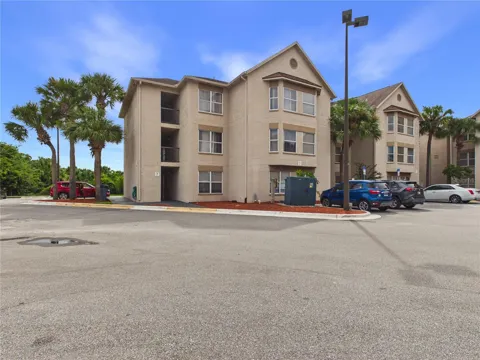 3100 PARKWAY BOULEVARD #728