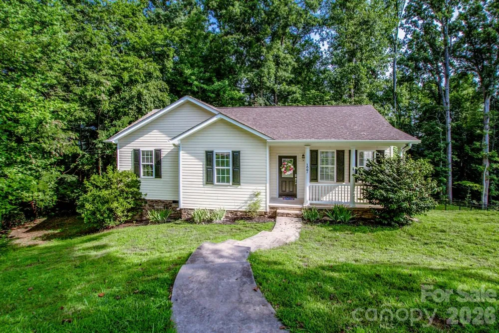 127 Wood Acre Drive Mooresville, NC 28115