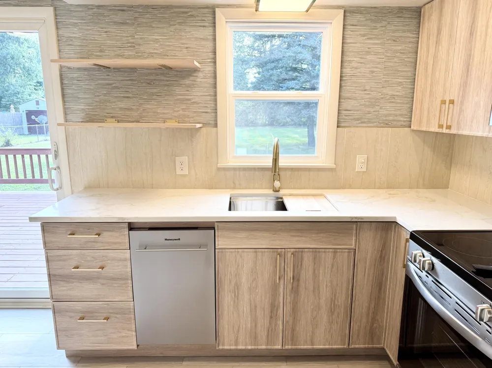 10348 Dewberry Street Portage City, MI 49024