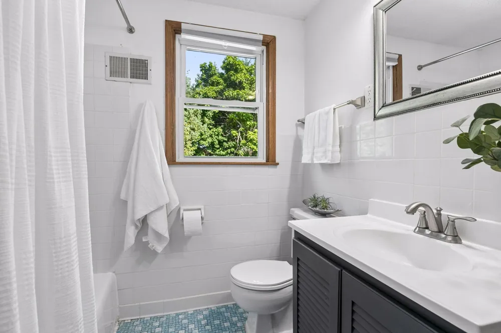 4849 E Upland Crest Columbia Heights, MN 55421