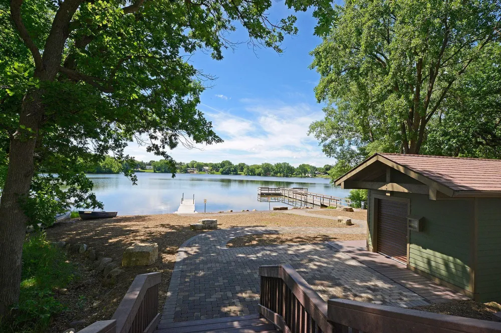 4849 E Upland Crest Columbia Heights, MN 55421