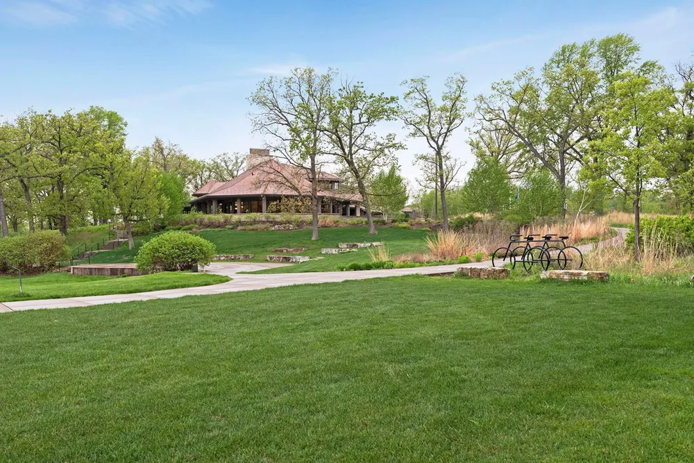 4849 E Upland Crest Columbia Heights, MN 55421