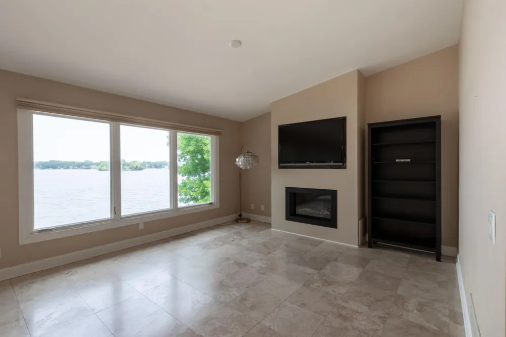 11900 54th Avenue Plymouth, MN 55442