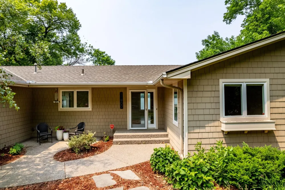 11900 54th Avenue Plymouth, MN 55442