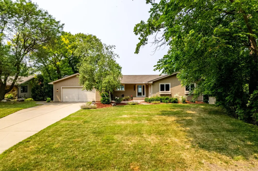 11900 54th Avenue Plymouth, MN 55442
