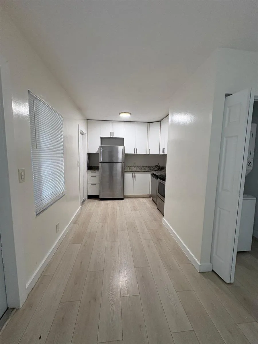600 NE 46TH COURT #5 Oakland Park, FL 33334