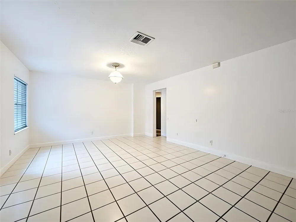 272 FLORIDA PARKWAY Kissimmee, FL 34743