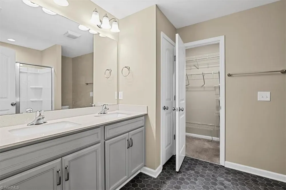 3837 Copperfield Court High Point, NC 27265