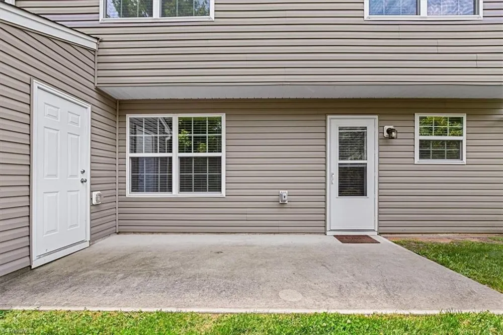 3837 Copperfield Court High Point, NC 27265
