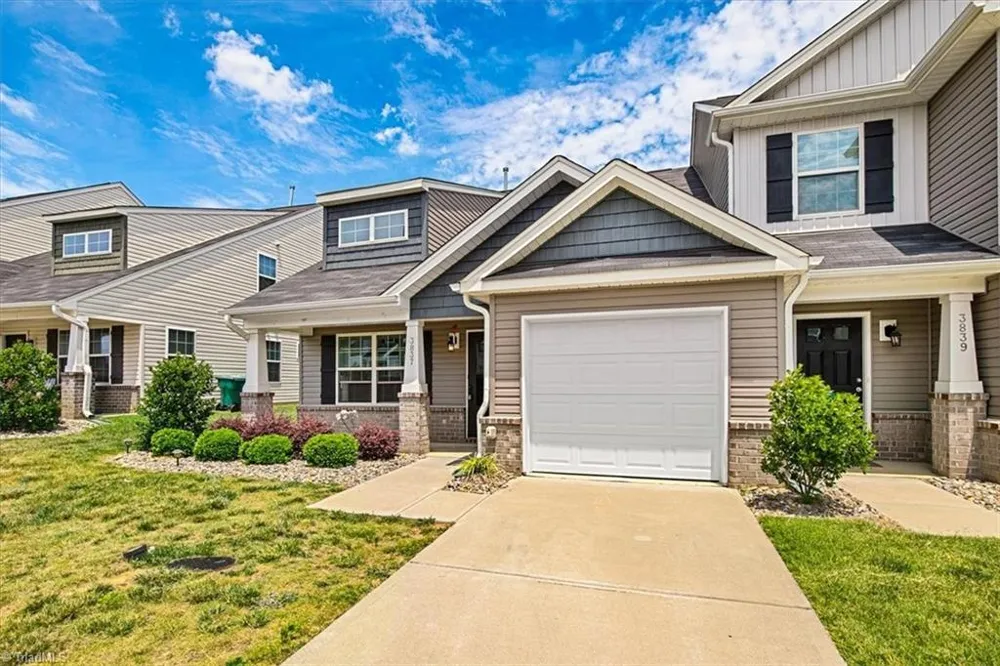 3837 Copperfield Court High Point, NC 27265