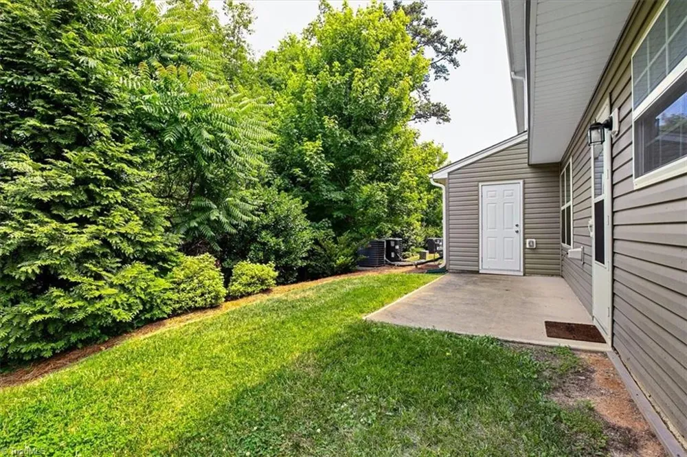 3837 Copperfield Court High Point, NC 27265