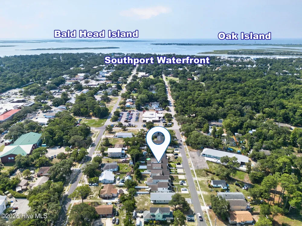 1018 Caswell Avenue Southport, NC 28461
