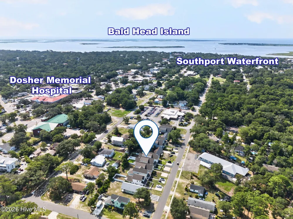 1018 Caswell Avenue Southport, NC 28461