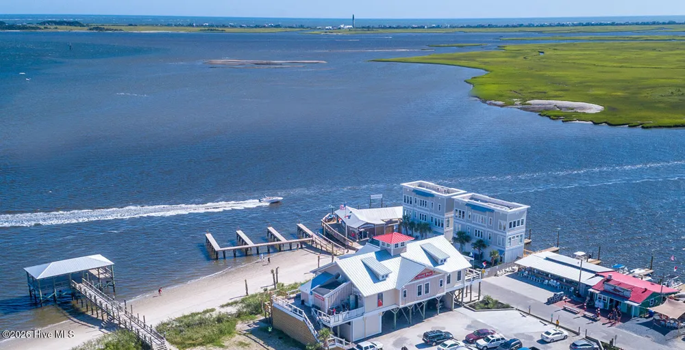 1018 Caswell Avenue Southport, NC 28461