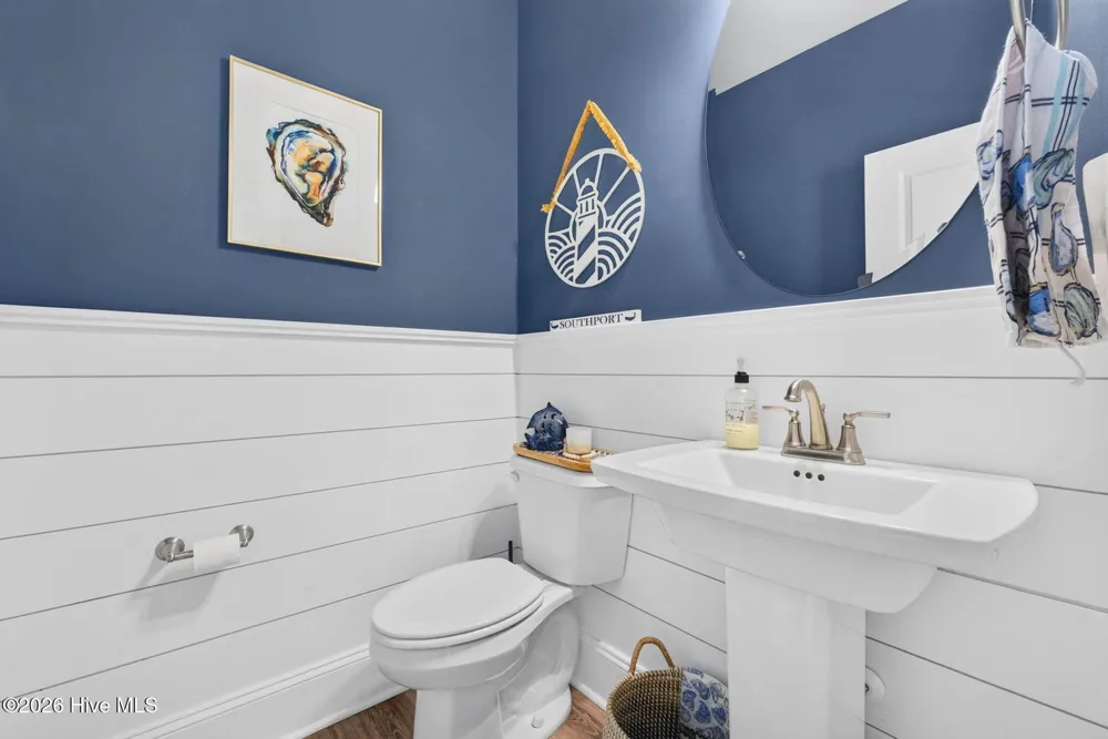 1018 Caswell Avenue Southport, NC 28461