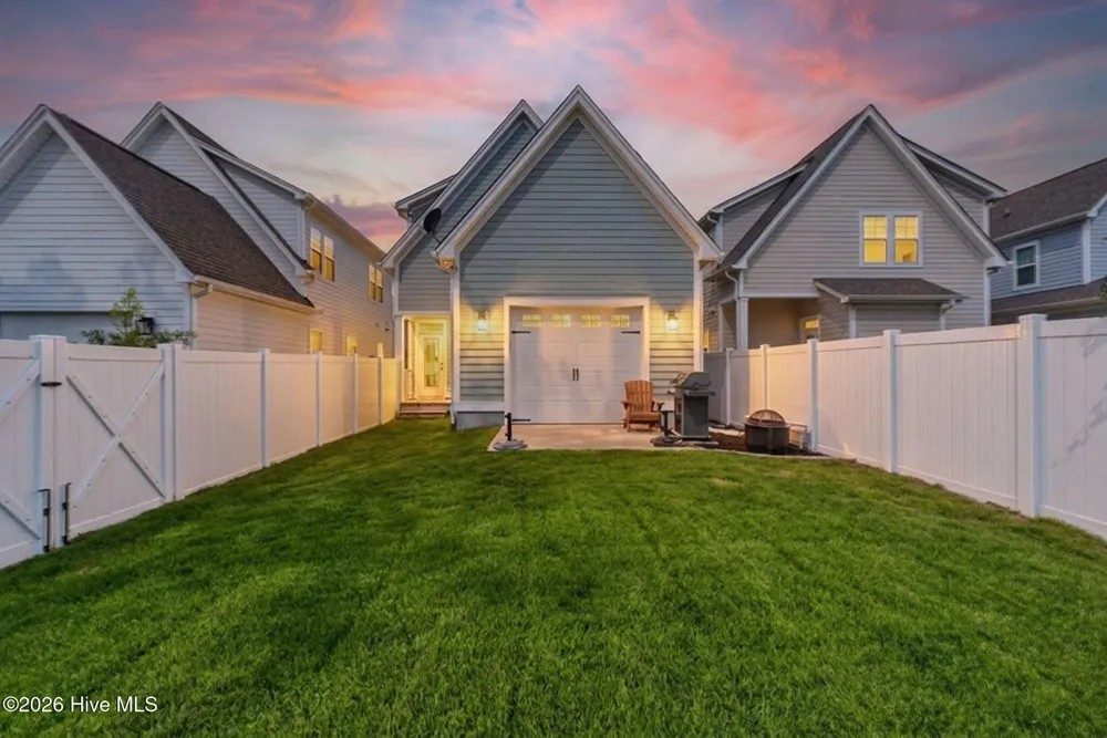 1018 Caswell Avenue Southport, NC 28461