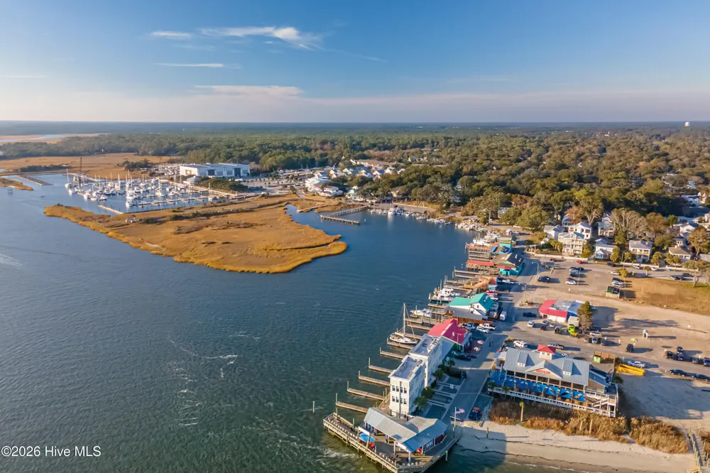 1018 Caswell Avenue Southport, NC 28461