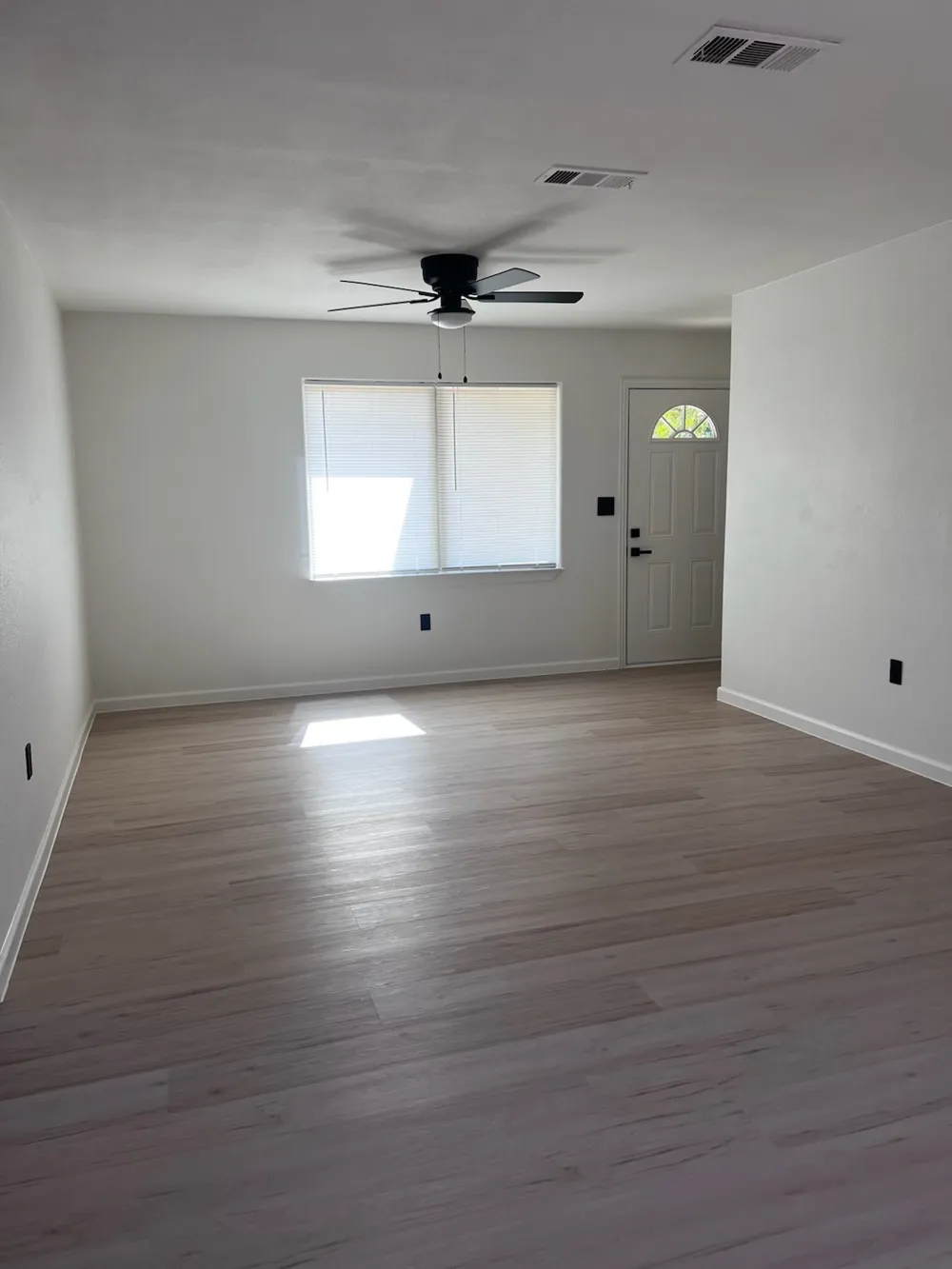 117 Westline Road Azle, TX 76020
