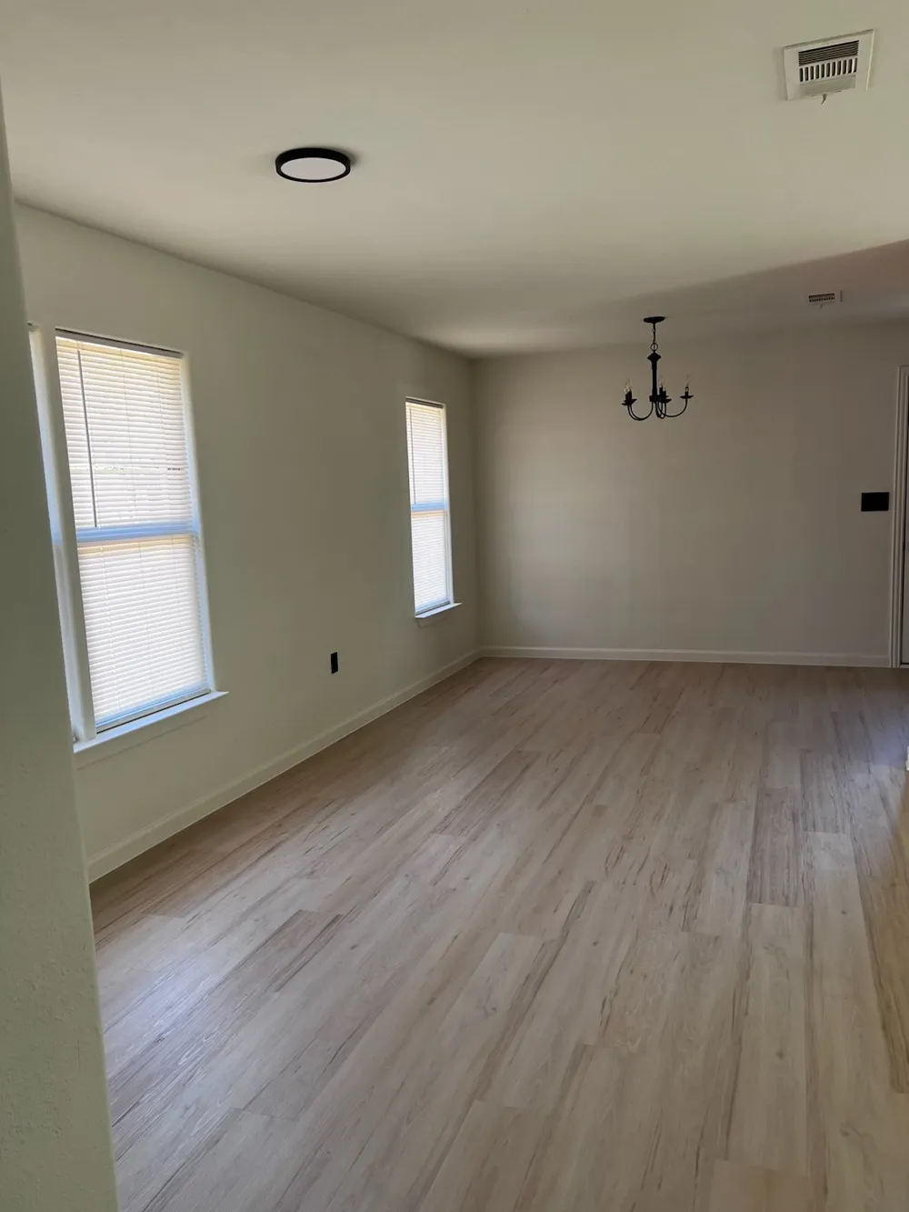 117 Westline Road Azle, TX 76020