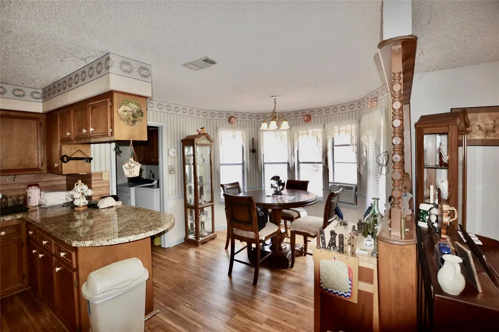 160 Kennedy Drive Livingston, TX 77351