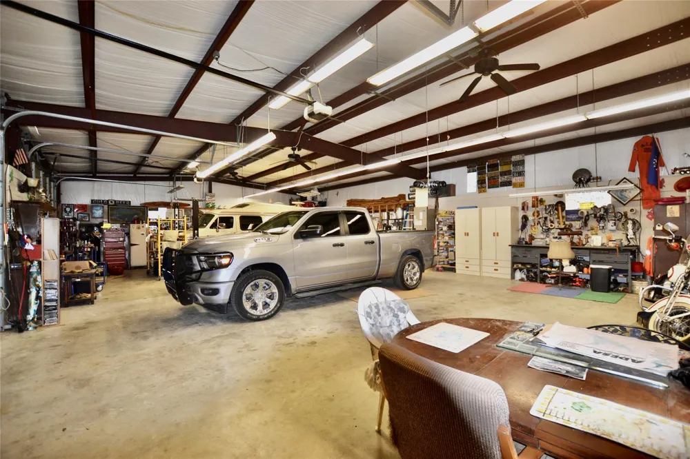 160 Kennedy Drive Livingston, TX 77351
