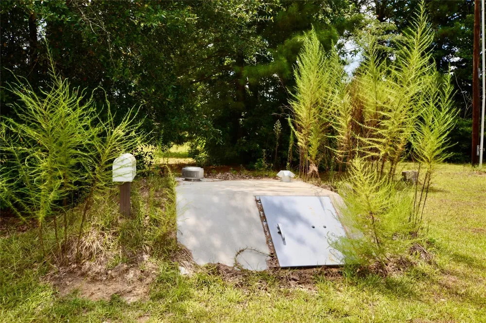 160 Kennedy Drive Livingston, TX 77351