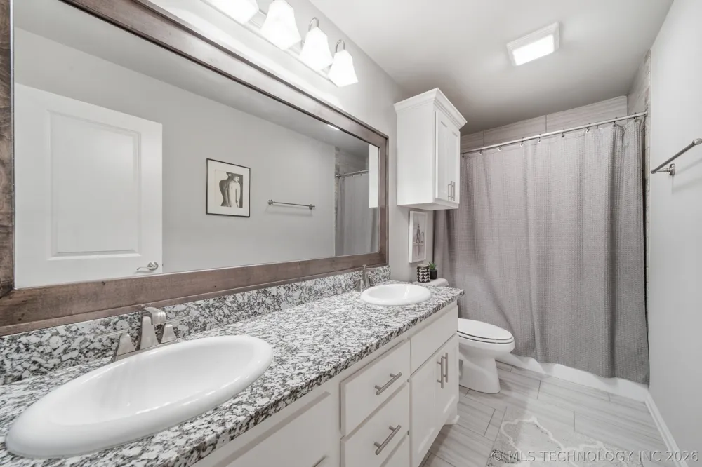 10353 E 125th Circle S Bixby, OK 74008