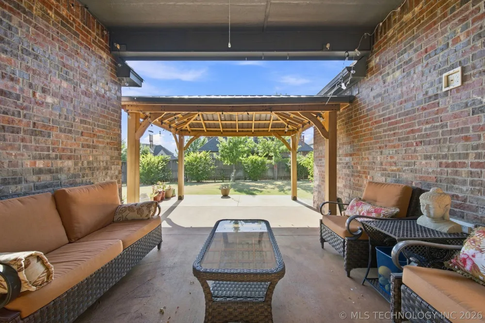 10353 E 125th Circle S Bixby, OK 74008