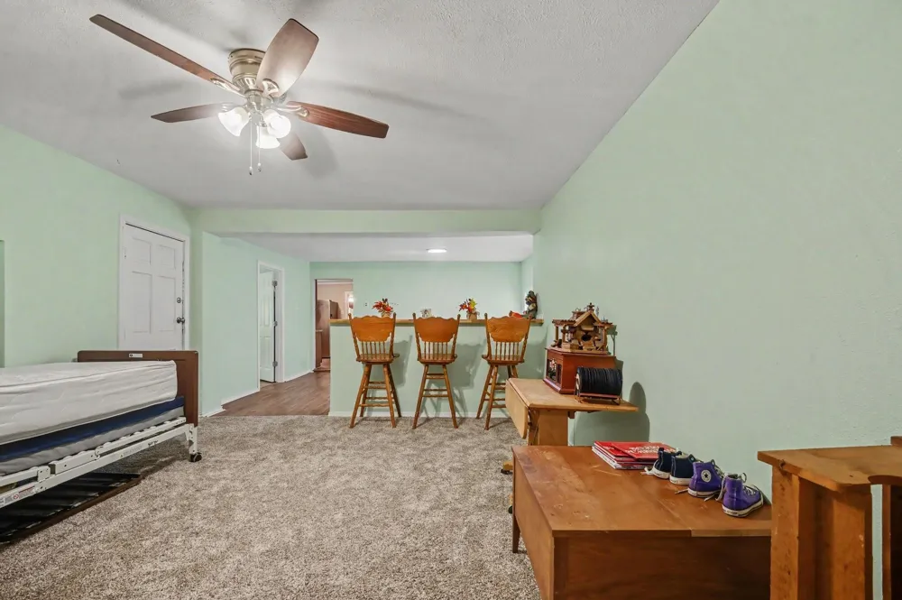 4810 Holly Ave Pasadena, TX 77503