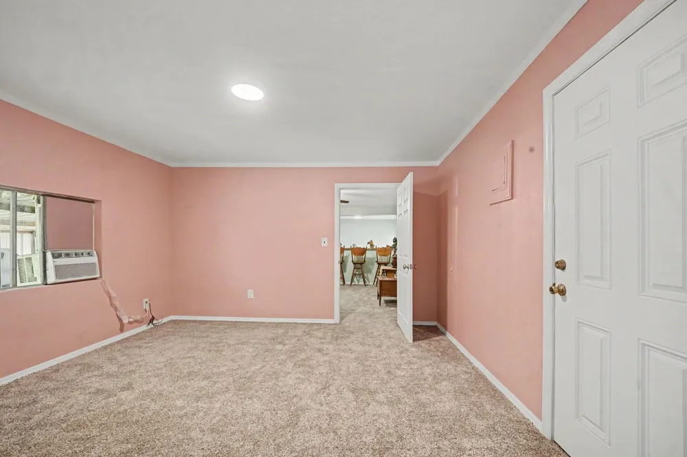 4810 Holly Ave Pasadena, TX 77503