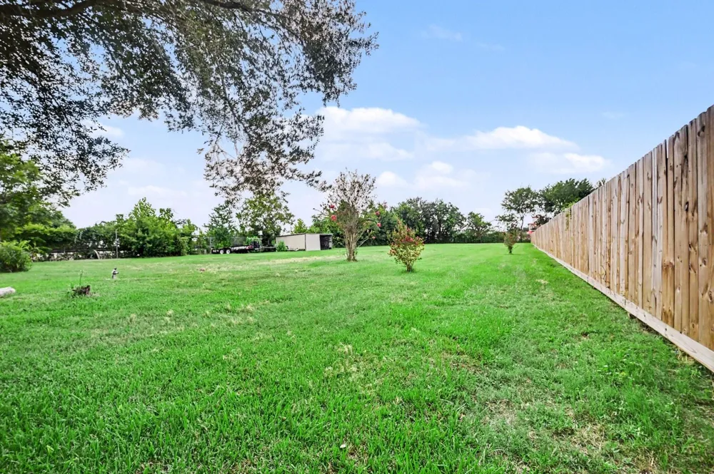 4810 Holly Ave Pasadena, TX 77503