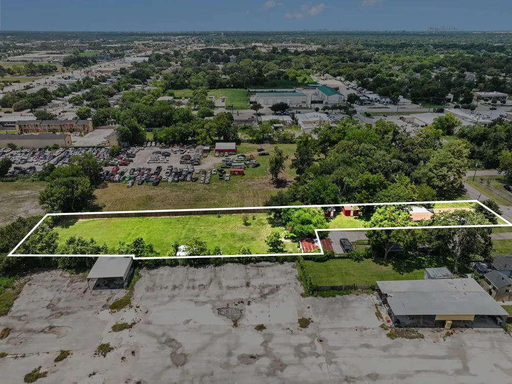 4810 Holly Ave Pasadena, TX 77503