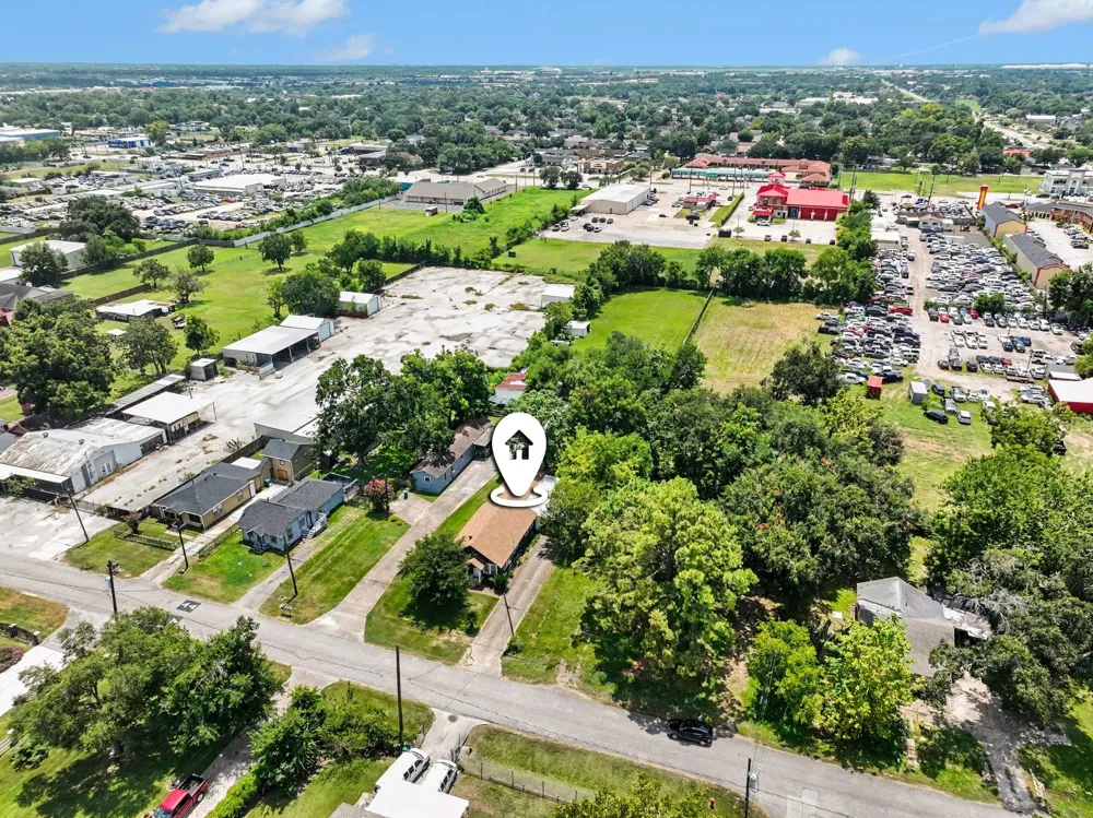 4810 Holly Ave Pasadena, TX 77503