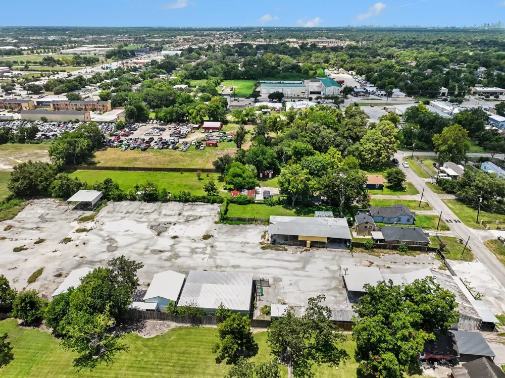 4810 Holly Ave Pasadena, TX 77503