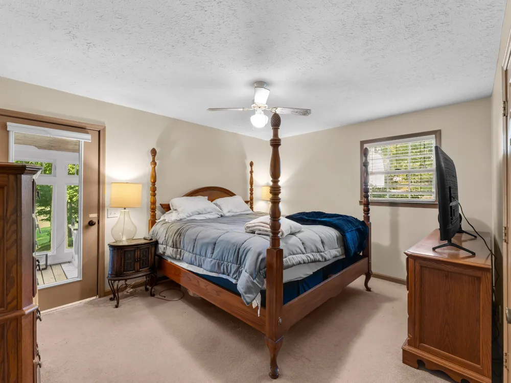 184 Beechview Dr Clifton, TN 38425