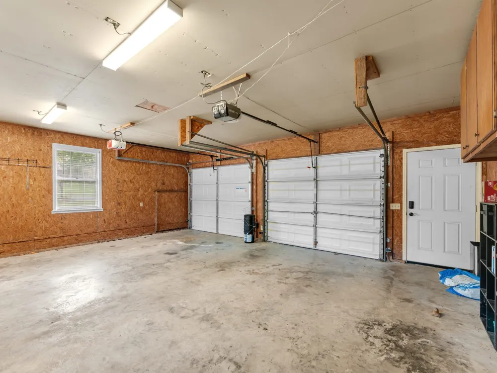 184 Beechview Dr Clifton, TN 38425