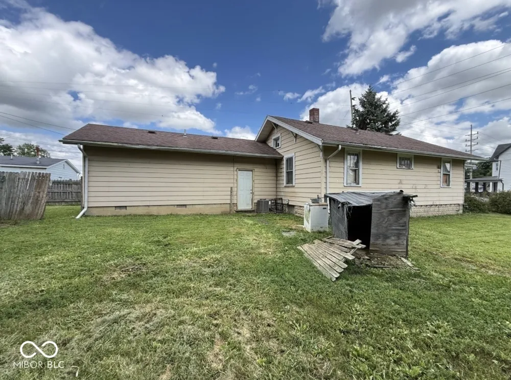 1704 W 9th Street Muncie, IN 47302