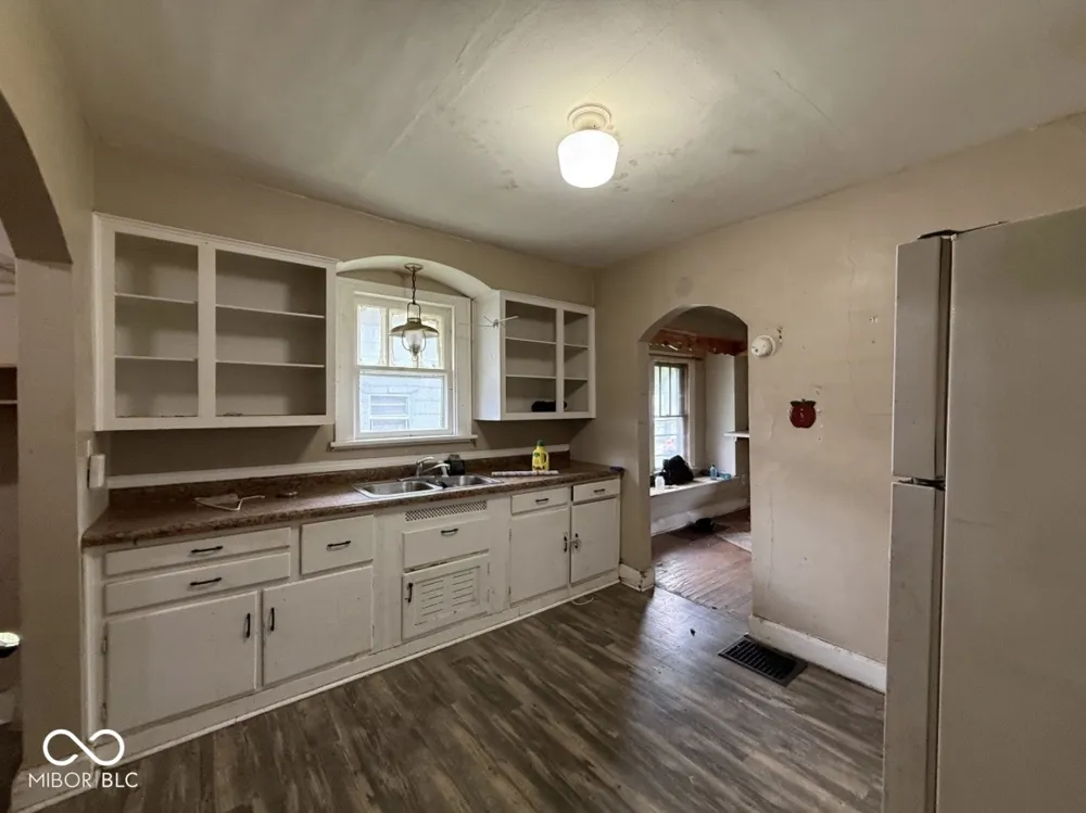 1704 W 9th Street Muncie, IN 47302