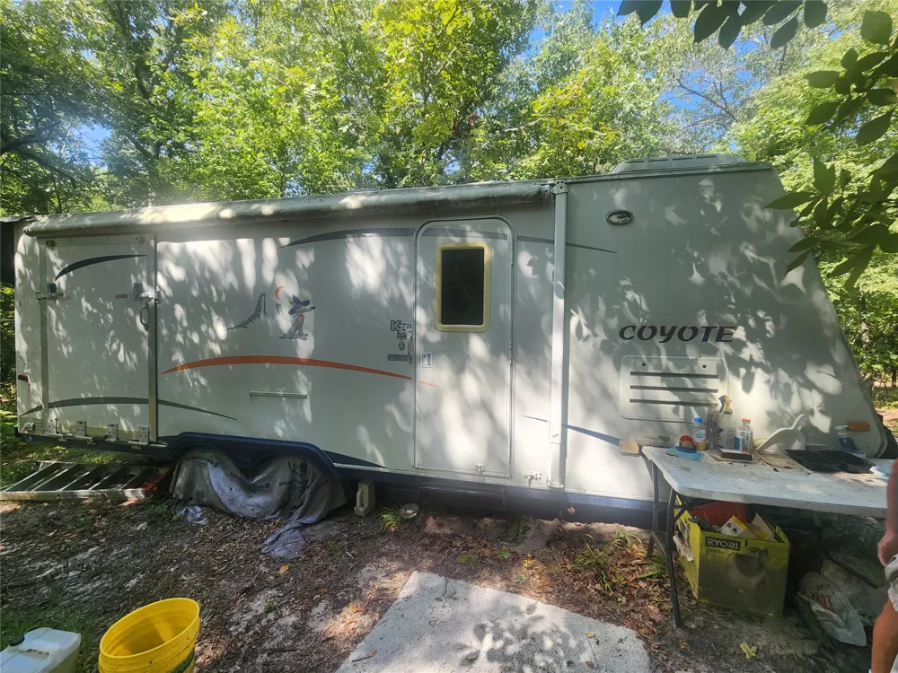 S Skylark Road Lane, OK 74555
